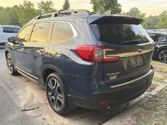 Used 2024 Subaru Ascent Touring w/ Popular Package #2 AWD/4WD image 4