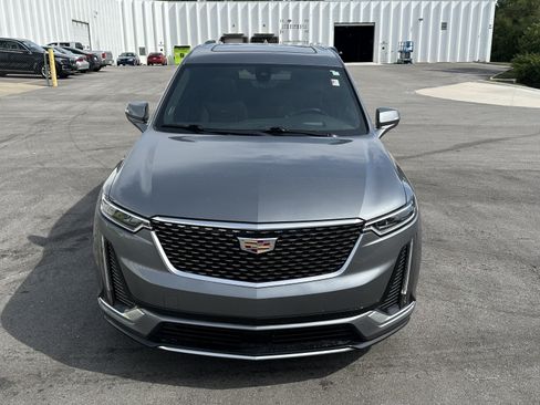Used 2022 Cadillac XT6 Premium Luxury w/ Platinum Package AWD/4WD image 3