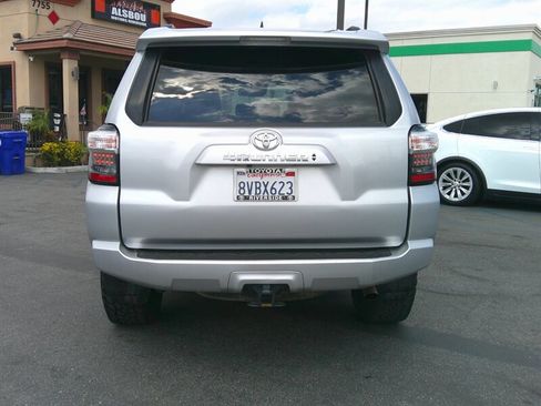 Used 2021 Toyota 4Runner SR5 Premium AWD/4WD image 35