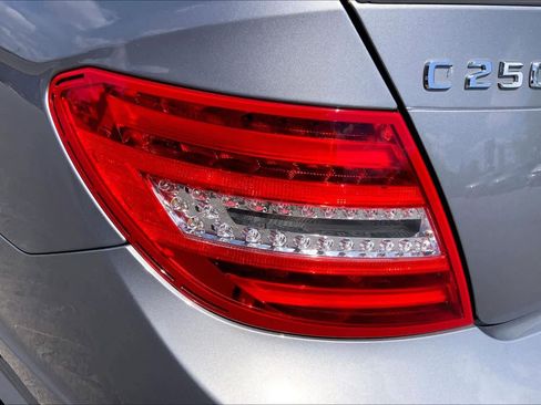 Used 2013 Mercedes-Benz C 250 Sedan image 29