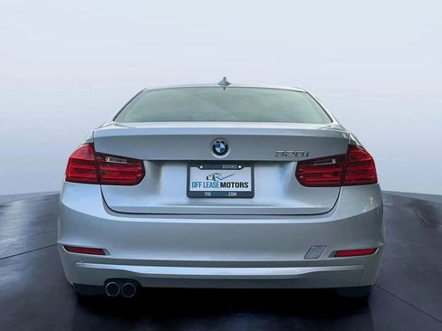 Used 2013 BMW 328i Sedan RWD image 4