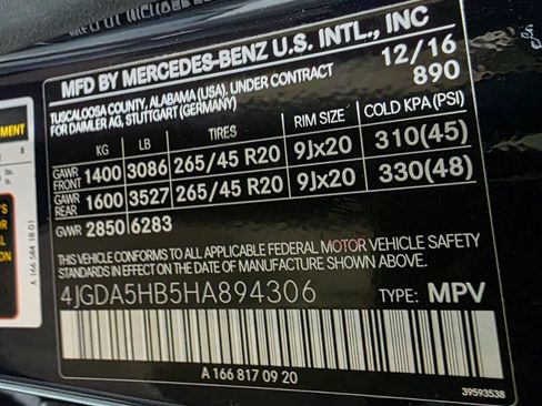 Used 2017 Mercedes-Benz GLE 350 4MATIC image 40