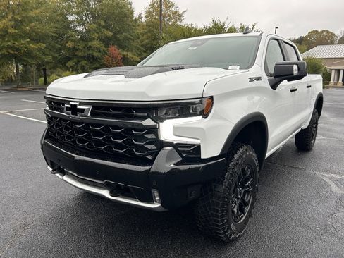 New 2026 Chevrolet Silverado 1500 ZR2 w/ Dark Appearance Package image 27