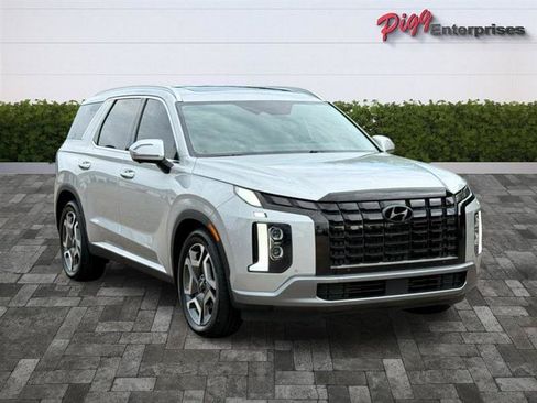 Used 2024 Hyundai Palisade SEL FWD image 6