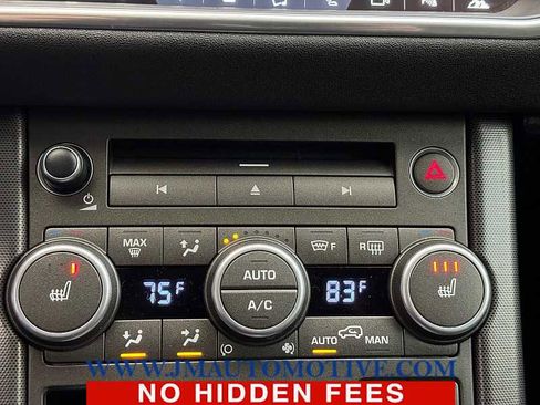 Used 2018 Land Rover Range Rover Evoque SE Premium image 27