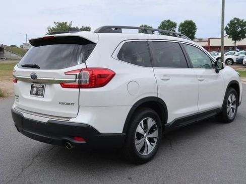 Certified 2024 Subaru Ascent Premium w/ Convenience Package AWD/4WD image 8