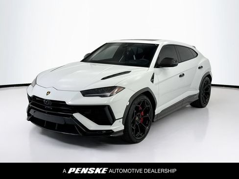 Used 2023 Lamborghini Urus Performante AWD/4WD image 1