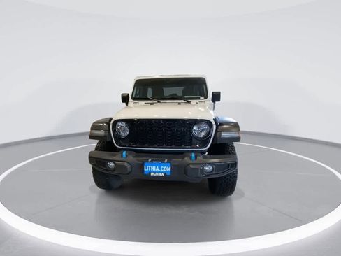 Used 2024 Jeep Wrangler Sport image 3