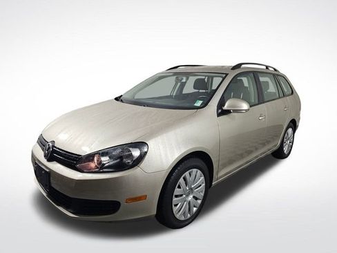 Used 2014 Volkswagen Jetta S image 3