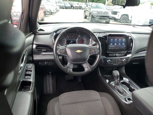 Used 2023 Chevrolet Traverse LT FWD image 11