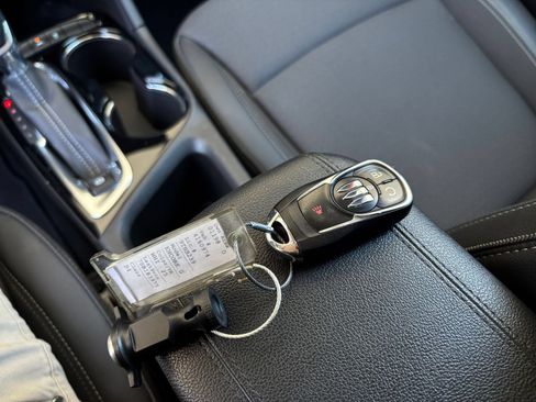 Used 2025 Buick Encore GX Preferred FWD image 21