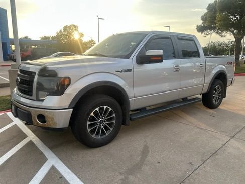 Used 2014 Ford F150 FX4 w/ Equipment Group 402A Luxury AWD/4WD image 2