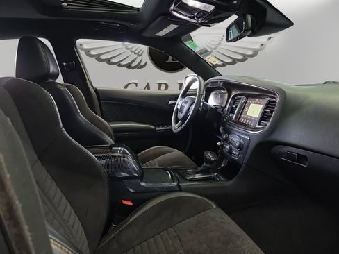 Used 2017 Dodge Charger R/T image 15