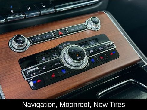 Used 2023 Lincoln Aviator Reserve w/ Elements Package Plus image 16