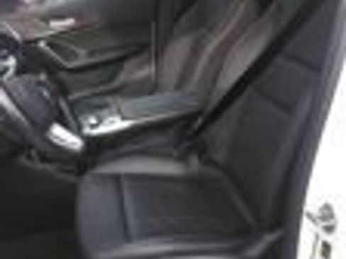Used 2025 BMW X1 xDrive28i AWD/4WD image 13