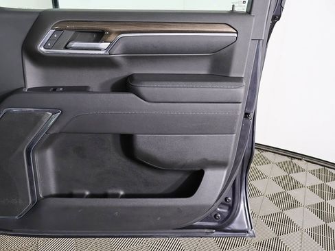 Used 2023 Chevrolet Silverado 1500 LT AWD/4WD image 20