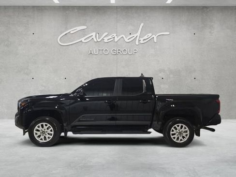 Used 2024 Toyota Tacoma SR5 image 13