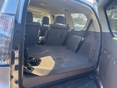 Used 2019 Lexus GX 460 image 8