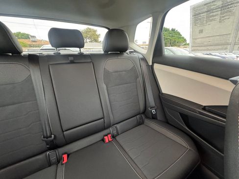 Used 2025 Volkswagen Taos SE image 37