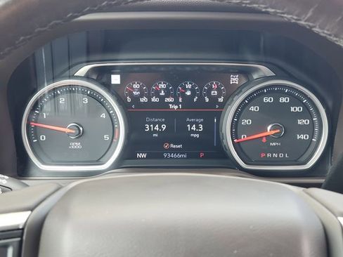 Used 2022 Chevrolet Silverado 2500 LTZ w/ LTZ Premium Package image 16