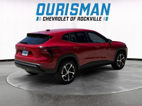 New 2026 Chevrolet Trax RS w/ Sunroof Package FWD image 6
