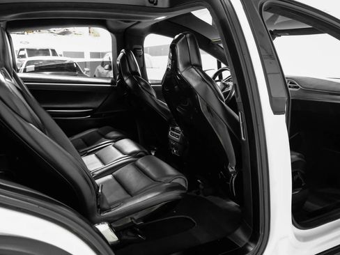 Used 2016 Tesla Model X P90D image 36
