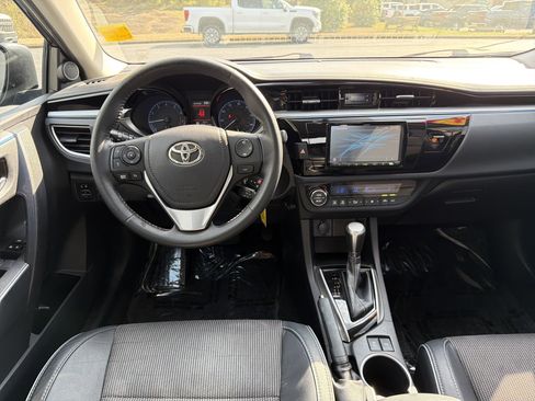 Used 2015 Toyota Corolla S image 21