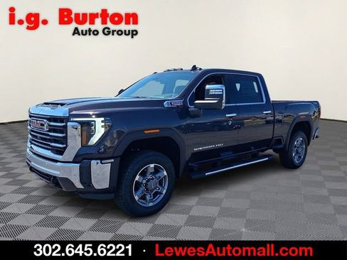 New 2026 GMC Sierra 2500 SLT w/ SLT Convenience Package AWD/4WD image 2