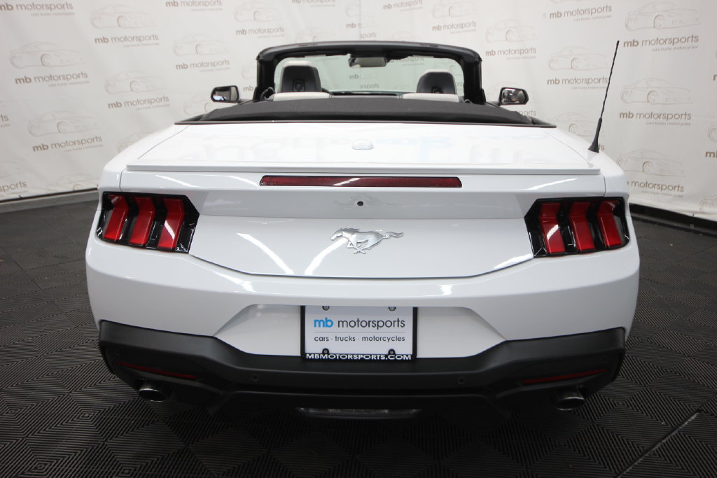 Used 2024 Ford Mustang Premium RWD image 15