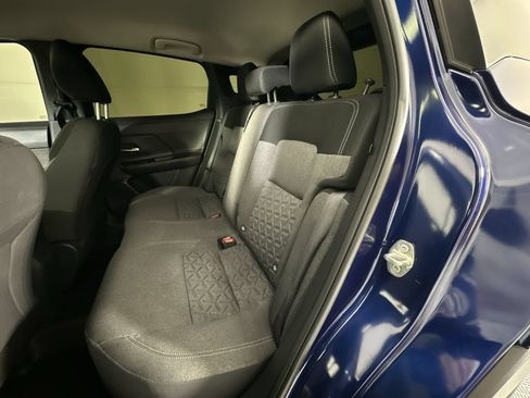 Certified 2025 Nissan Kicks SV FWD image 23