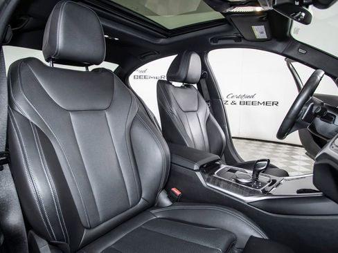 Used 2022 BMW 330i Sedan w/ M Sport Package image 19