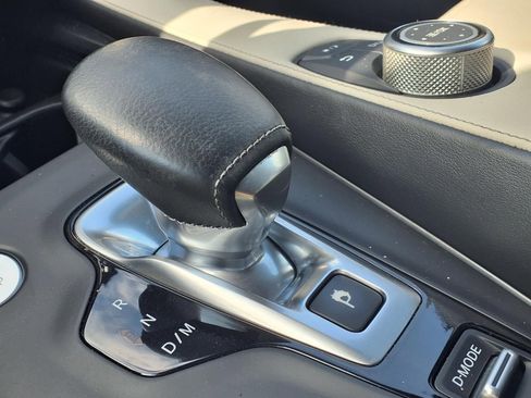 Used 2023 INFINITI QX55 Luxe w/ Cargo Package image 10