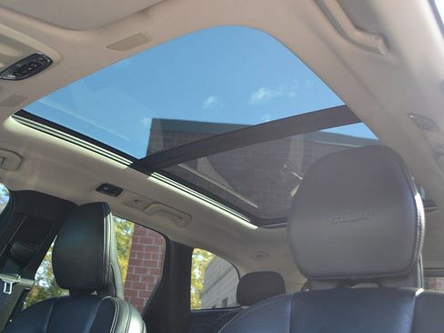 Used 2020 Volvo XC60 T6 Inscription w/ Protection Package Premier image 7