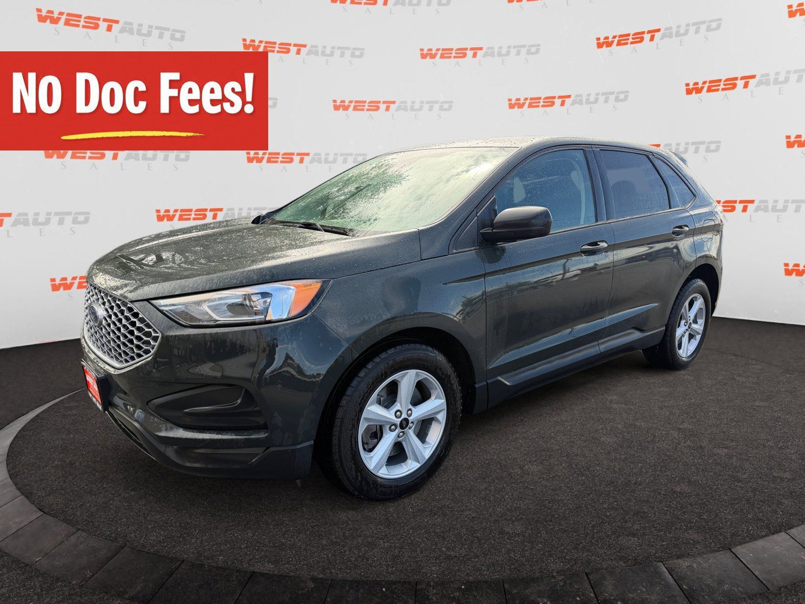 Used 2024 Ford Edge SE w/ Cargo Accessory Package AWD/4WD image 1