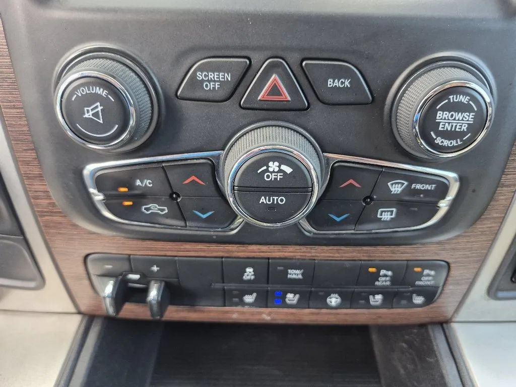Used 2018 RAM 1500 Laramie w/ Convenience Group RWD image 31