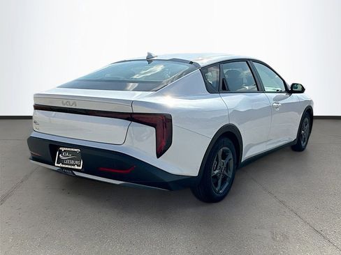 New 2025 Kia K4 LXS image 7