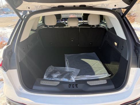 New 2026 Lincoln Nautilus Reserve image 17