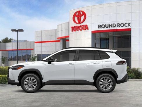 New 2026 Toyota Corolla Cross LE image 4