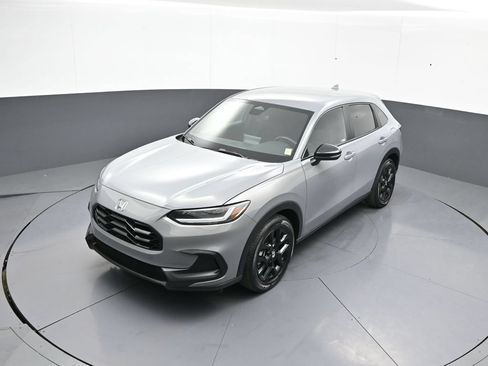 Certified 2024 Honda HR-V Sport image 32