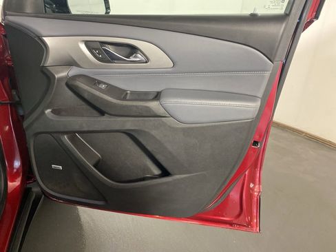 Used 2019 Chevrolet Traverse LT w/ LT Premium Package FWD image 31