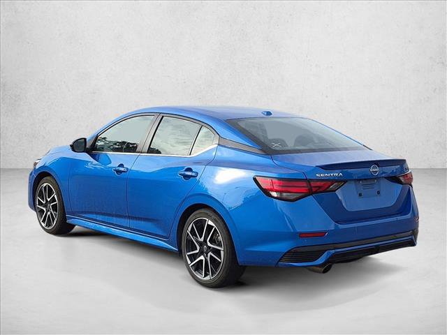 Used 2025 Nissan Sentra SR FWD image 7