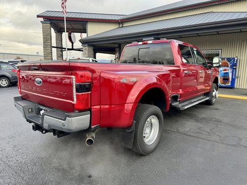 Used 2023 Ford F350 Lariat w/ Chrome Package image 4