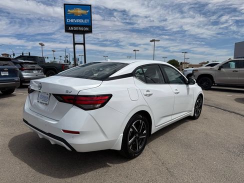 Used 2024 Nissan Sentra SV FWD image 5