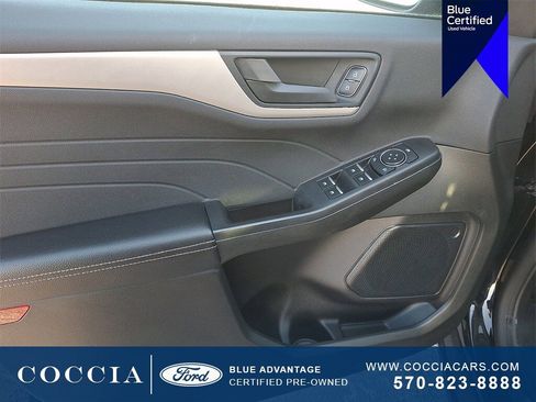 Certified 2022 Ford Escape SE w/ Convenience Package image 12