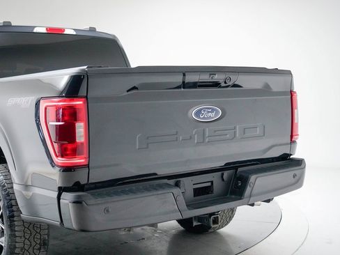 Used 2022 Ford F150 XLT w/ Equipment Group 302A High image 8