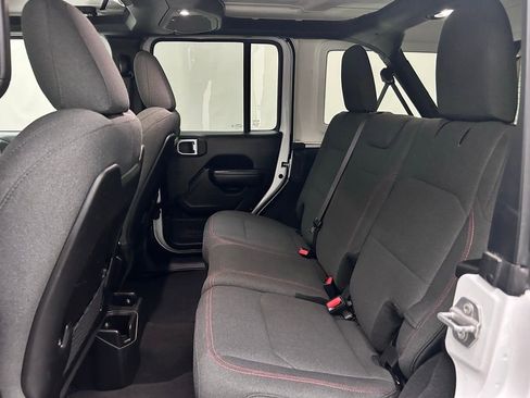 Certified 2025 Jeep Wrangler Unlimited Rubicon image 12