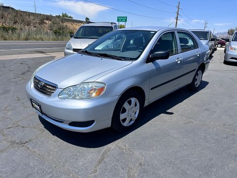 Used 2007 Toyota Corolla CE FWD image 2