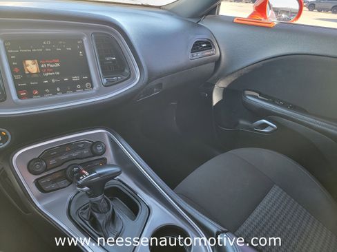 Used 2022 Dodge Challenger R/T Scat Pack image 25