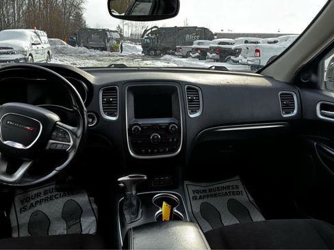 Used 2019 Dodge Durango SXT image 11
