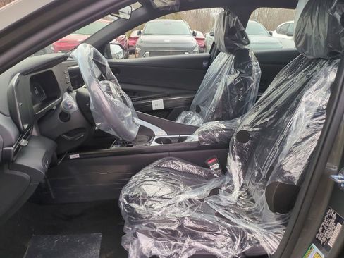 New 2026 Hyundai Elantra SEL Sport Premium FWD image 21